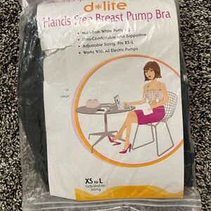 Hands free nursing bra! Size XS up to large is black! Has zipper front NWT